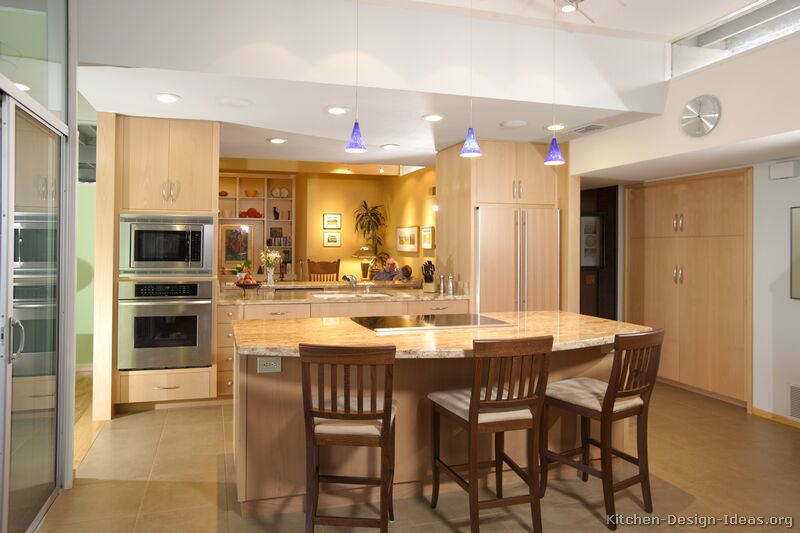 Light Kitchen Cabinet Ideas
 Contemporary Kitchen Cabinets and Design Ideas