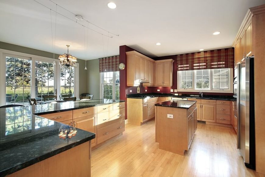 Light Kitchen Colors
 52 Enticing Kitchens with Light and Honey Wood Floors
