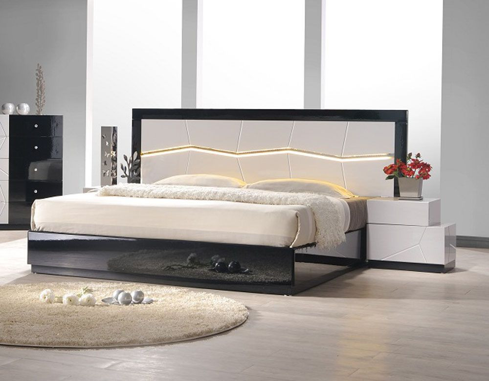 Lighted Headboard Bedroom Set
 Lacquered Refined Quality Platform and Headboard Bed
