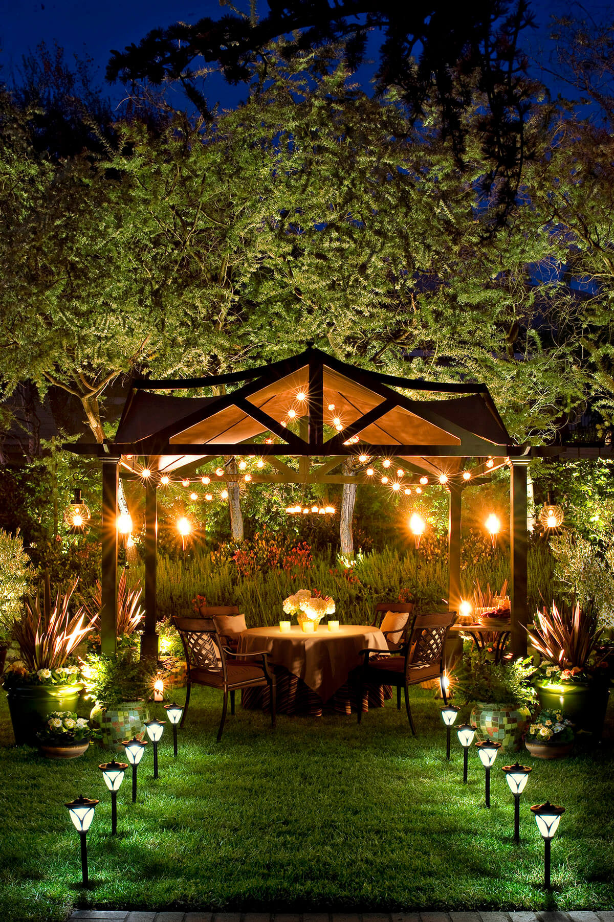 Lighting Ideas For Backyard Party
 27 Best Backyard Lighting Ideas and Designs for 2017