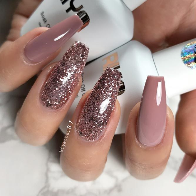Long Glitter Nails
 Examples Beautiful Long Nails To Inspire You