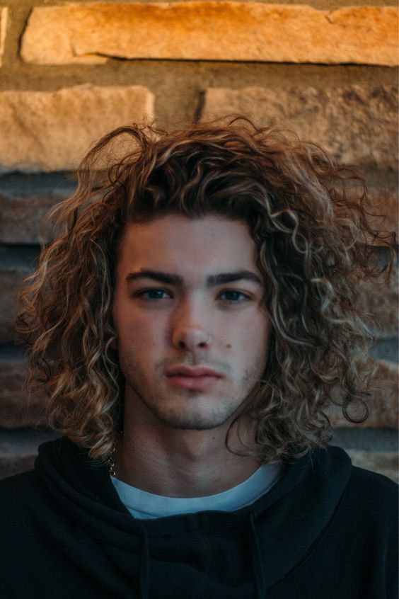 Long Hair Hairstyles Guys
 30 New Stylishly Masculine Curly Hairstyles For Men