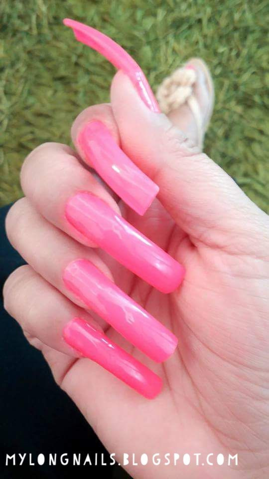 Long Hair Pretty Nails
 Beautiful Pink long nails