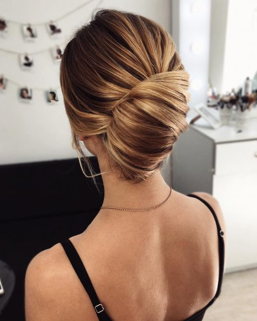 Long Hairstyles Updos Easy
 Updos for Long Hair – Cute & Easy Updos for 2020