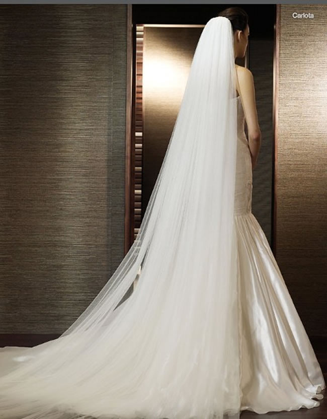 Long Wedding Veil
 Elegant Long Wedding Veil on eWeddingInspiration