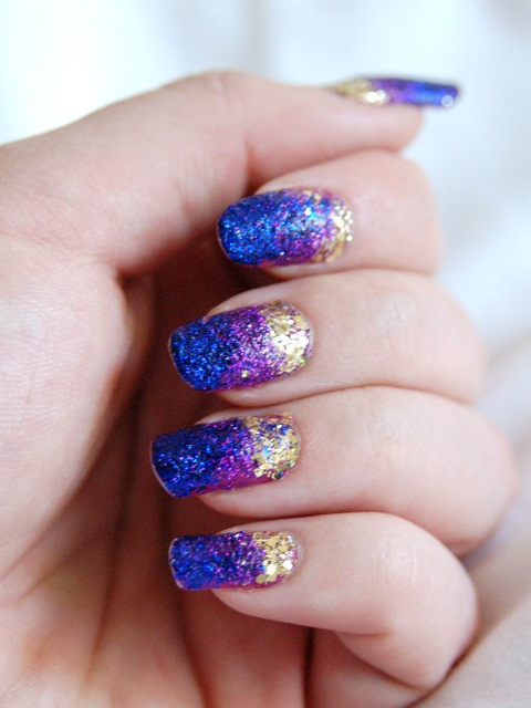 Loose Glitter Nails
 Nails of the Day Midnight Sparkles With Loose Nail