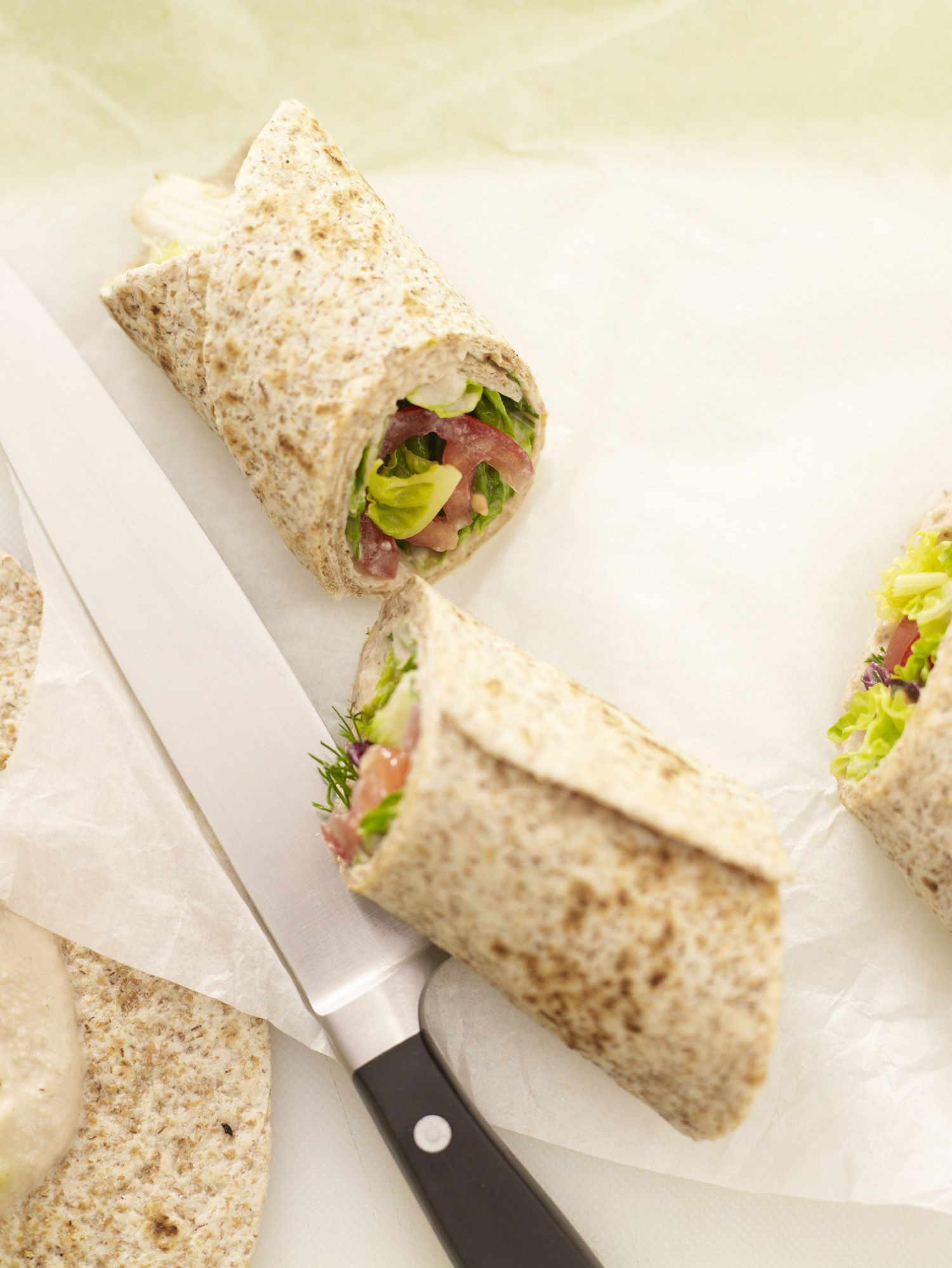 Low Calorie Wraps Recipes
 Low Calorie and Low Fat Tuna Wrap Recipe