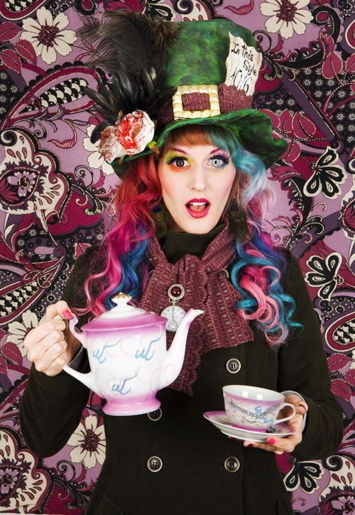 Mad Hatters Tea Party Costume Ideas
 outfit looks pretty easy to pull off with just a little