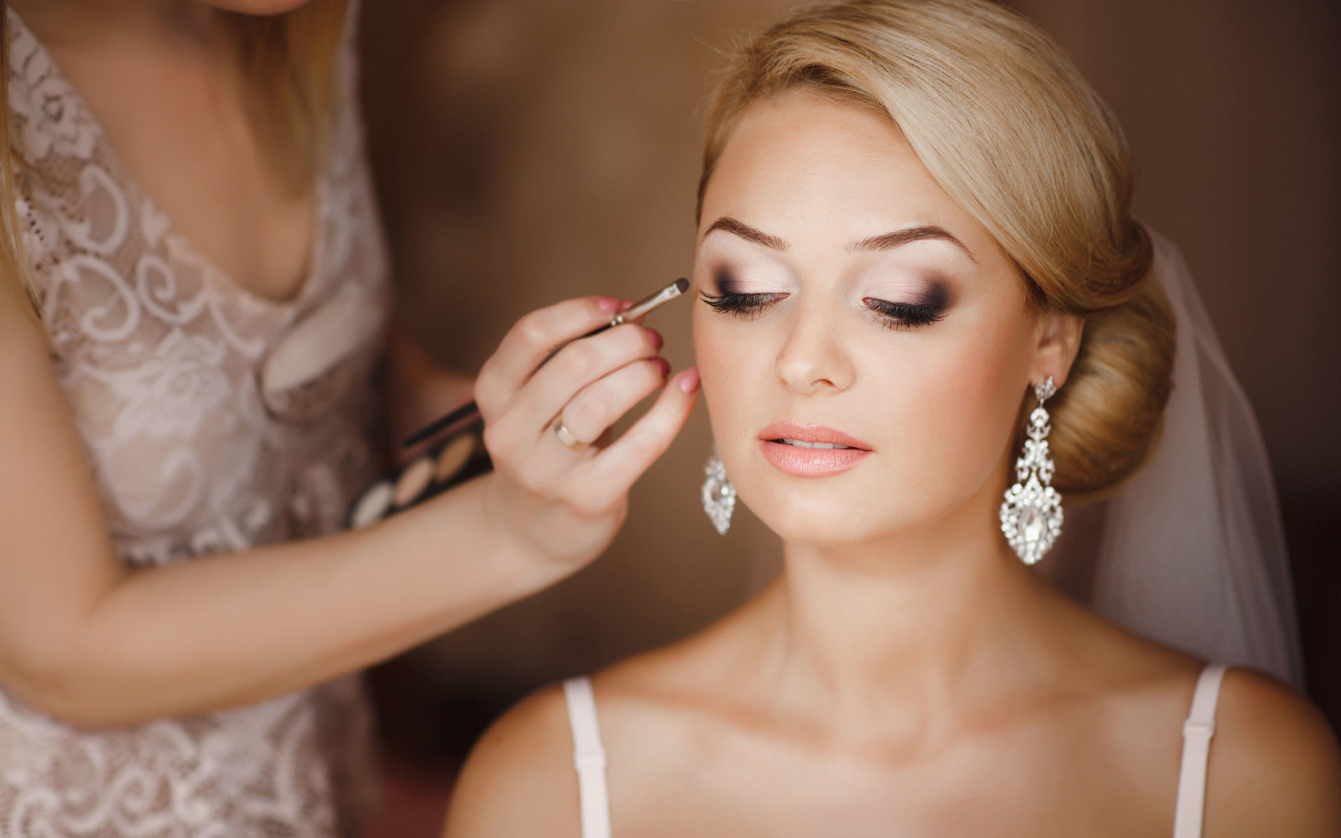 Makeup Artist For Wedding
 Top 10 Bridal Makeup Artists in KL & Selangor