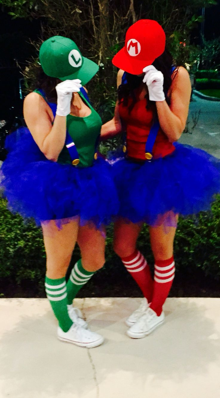 Mario And Luigi DIY Costumes
 Die besten 25 Mario und luigi kostüm selber machen Ideen