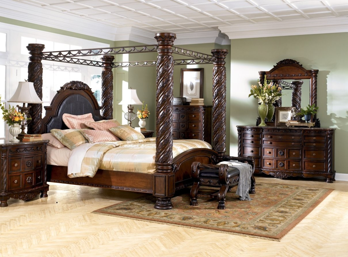 Master Bedroom Sets King
 Types of King bedroom sets