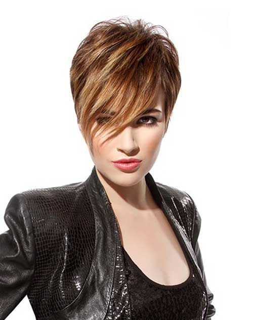 Medium Hairstyles For Long Faces
 26 Best Short Haircuts for Long Face PoPular Haircuts