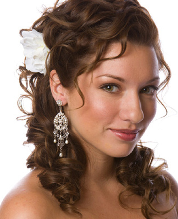 Medium Hairstyles For Wedding Guests
 Wedding Guest Hairstyles