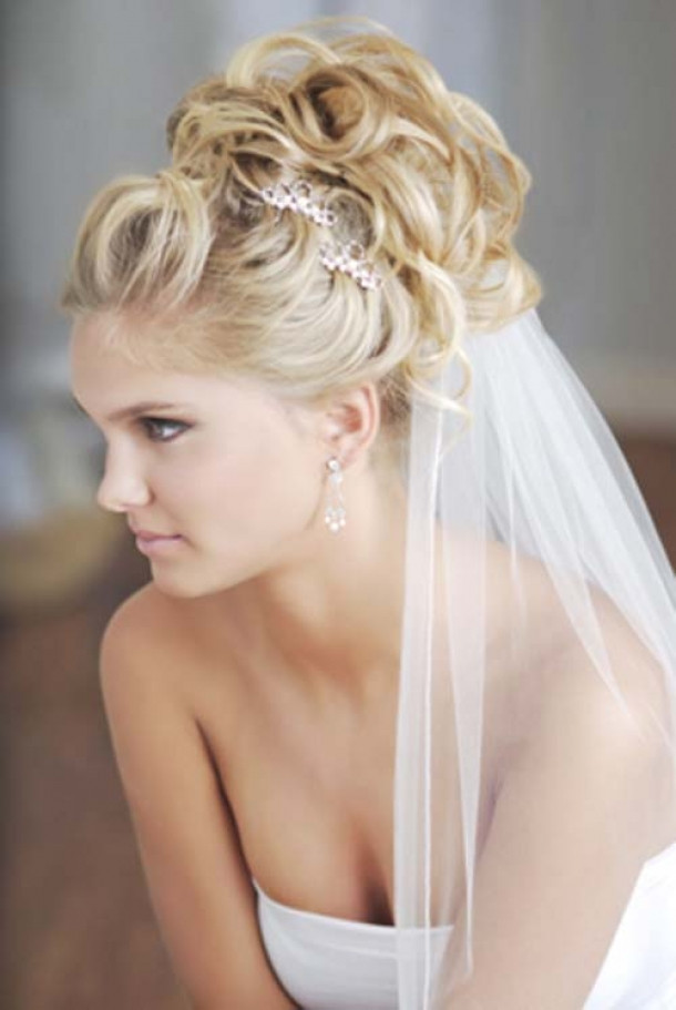 Medium Length Curly Hairstyles For Weddings
 HAIRCUTS FOR MEDIUM LENGTH HAIR CURLY WEDDING HAIRSTYLES