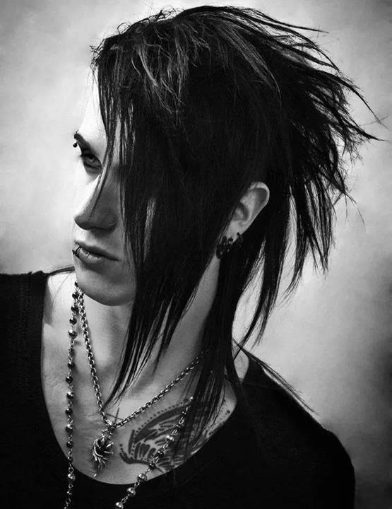 Mens Gothic Hairstyles
 35 Fabulous Emo Hairstyles For Men Gravetics