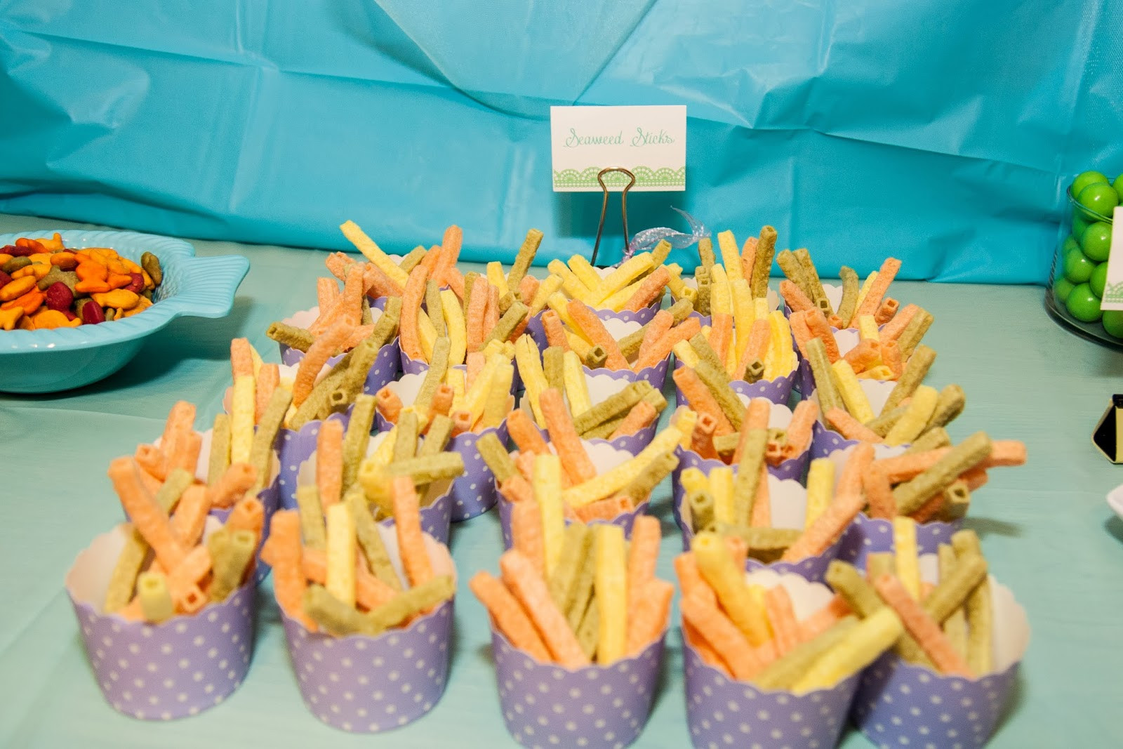 Mermaid Party Snack Ideas
 emily s photo blog Little Mermaid party Food and Cake