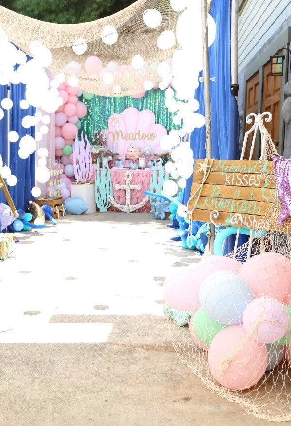 Mermaid Under The Sea Party Ideas
 Mermaid Under the Sea 1st Birthday Party Pretty My Party