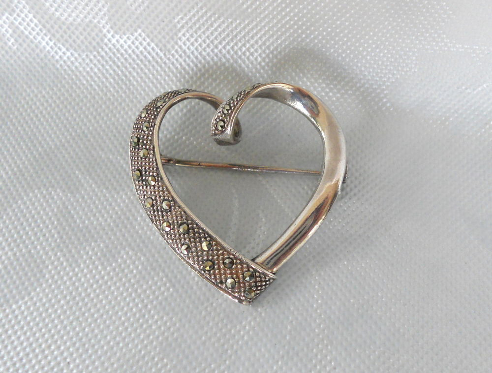 Metal Brooches
 Vintage 1980s Sterling Silver Heart Shaped Marcasite