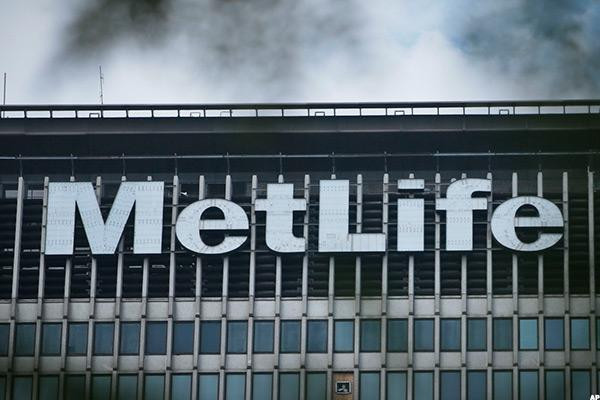 Metlife Stock Quote
 MetLife MET Stock Price Tar Cut at Barclays TheStreet
