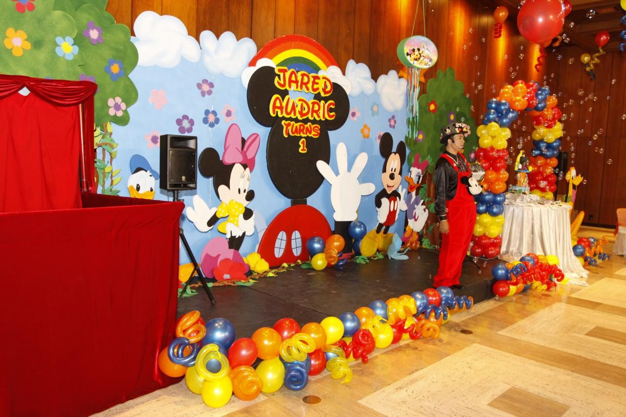 Mickey Mouse Birthday Decoration Ideas
 Mickey Mouse Party Decorations