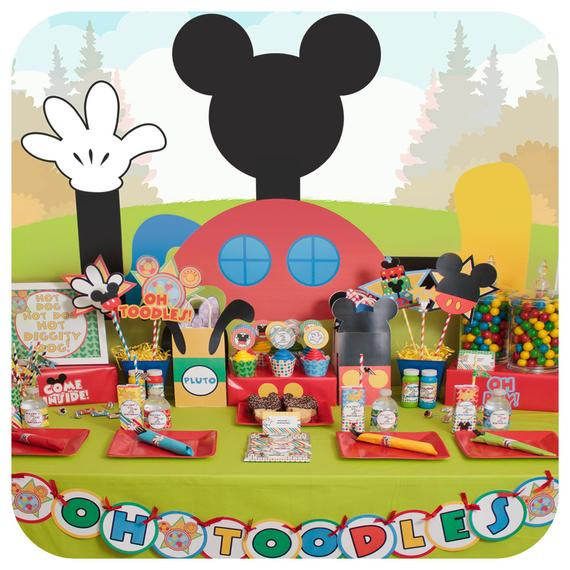 Mickey Mouse Clubhouse Birthday Party Ideas
 Mickey Mouse Birthday Party Tableware Kits