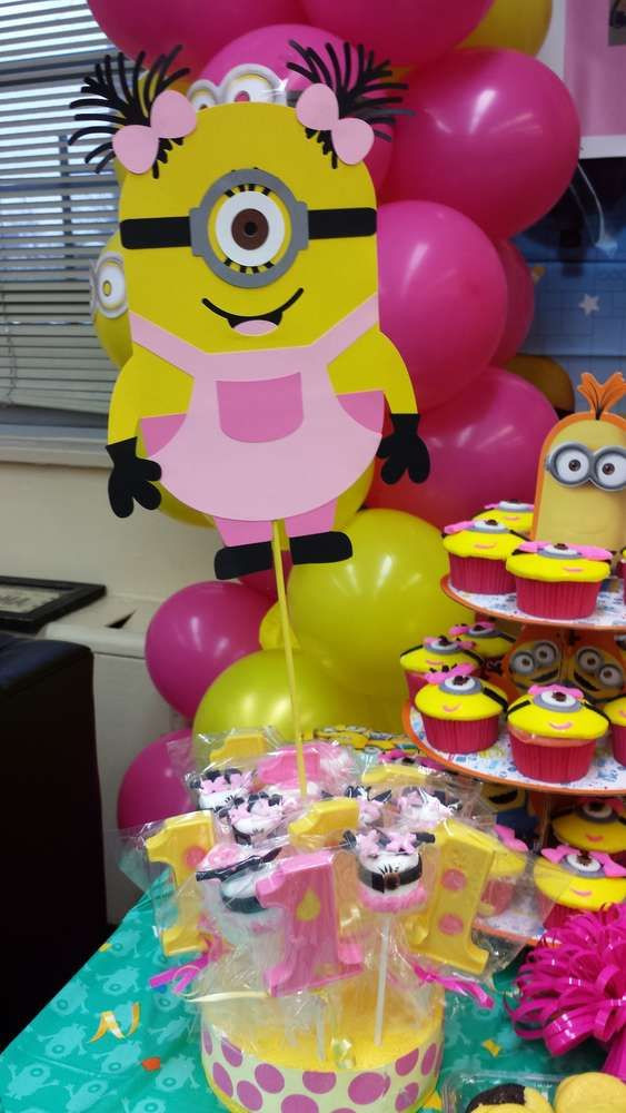 Minion Birthday Party Decorations
 29 Cheerful And Easy Minion Party Ideas Shelterness