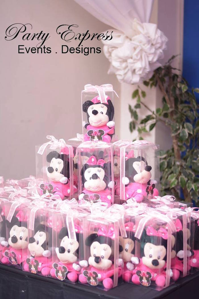 Minnie Mouse Birthday Party Decorations
 Kara s Party Ideas Minnie Mouse Birthday Party
