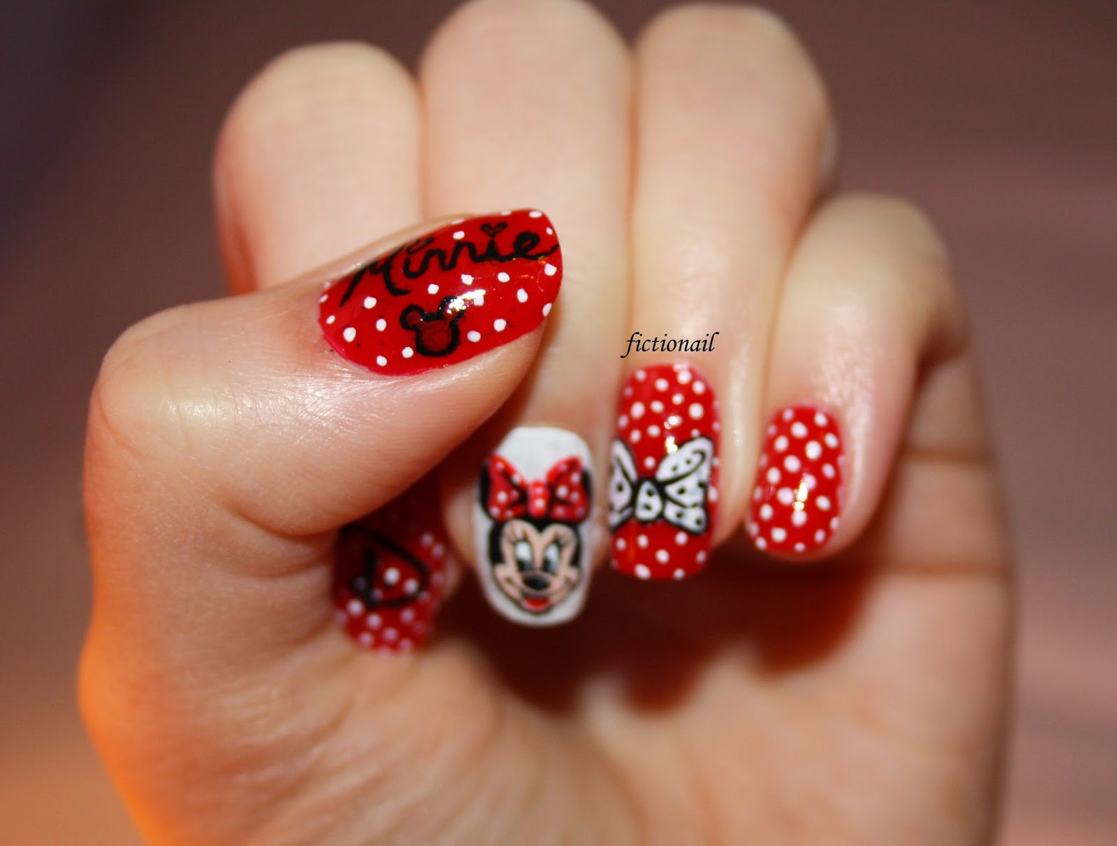Minnie Mouse Nail Art
 Minnie Mouse Nails