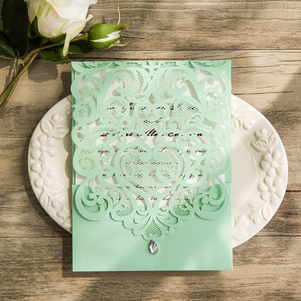 Mint Green Wedding Invitations
 Wedding Flowers 40 Ideas To Use Baby’s Breath