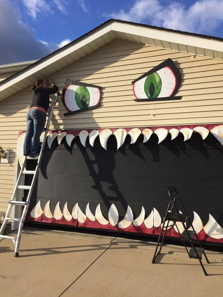 Monster Garage Door
 Monster Garage Door Goes Viral Since Last Halloween
