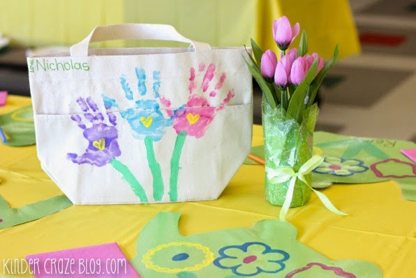 Mother'S Day Tea Party Ideas For Preschoolers
 Scenes from a Kindergarten Mother s Day Tea Party Kinder