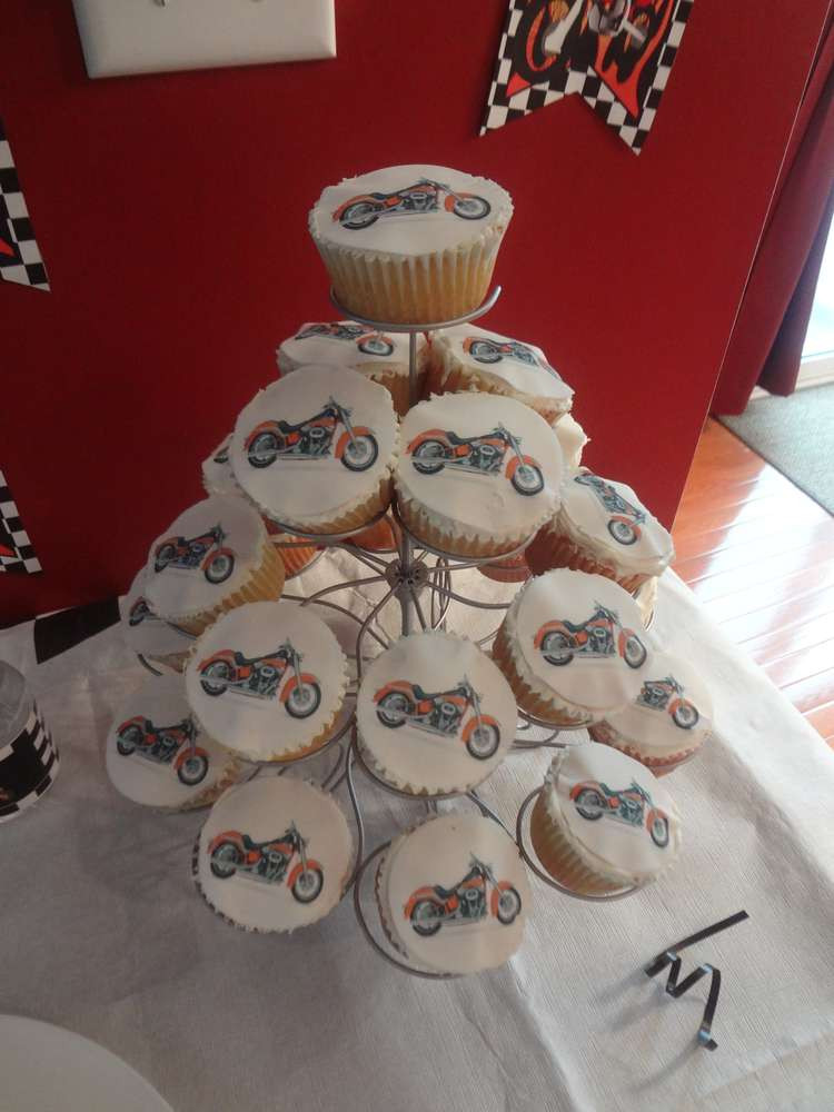 Motorcycle Birthday Decorations
 motorcycle Birthday Party Ideas 12 of 13