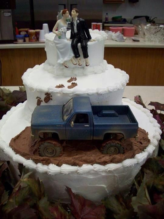 Mudding Wedding Cakes
 Mud Boggin Wedding Cake