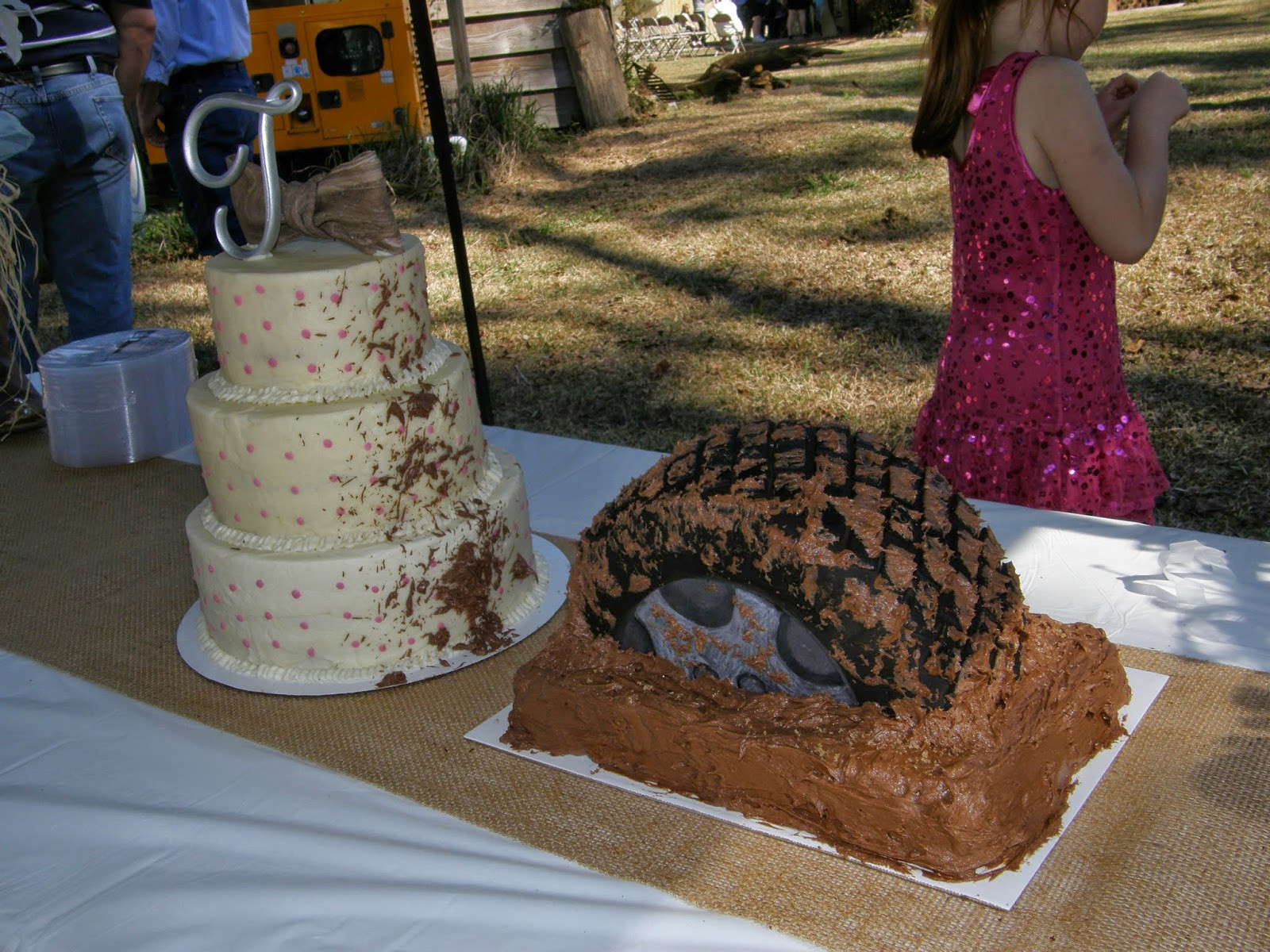 Mudding Wedding Cakes
 Mrs Lydia s Kitchen Let s Go Mudding Wedding Cake Style