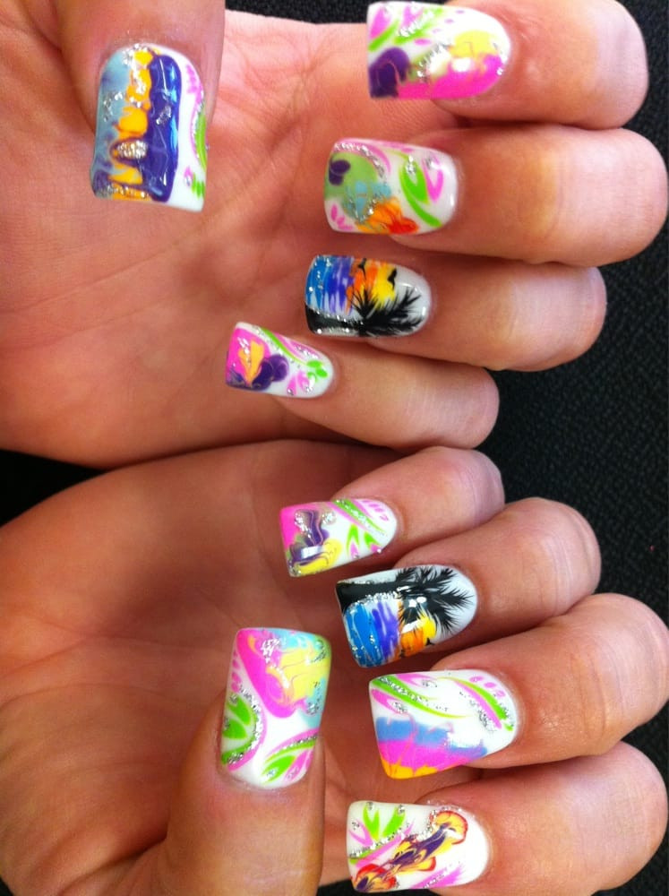 Nail Art Chicago
 Nail art and marbled designs with summer colors palm