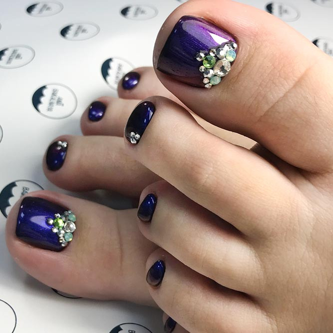 Nail Art With Gems
 21 Fun Toe Nail Designs To Go Crazy Over