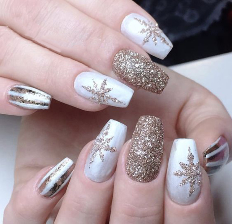 Nail Colors For Christmas 2020
 Top 40 Light Color Christmas Snowflake Coffin Nails in 2020