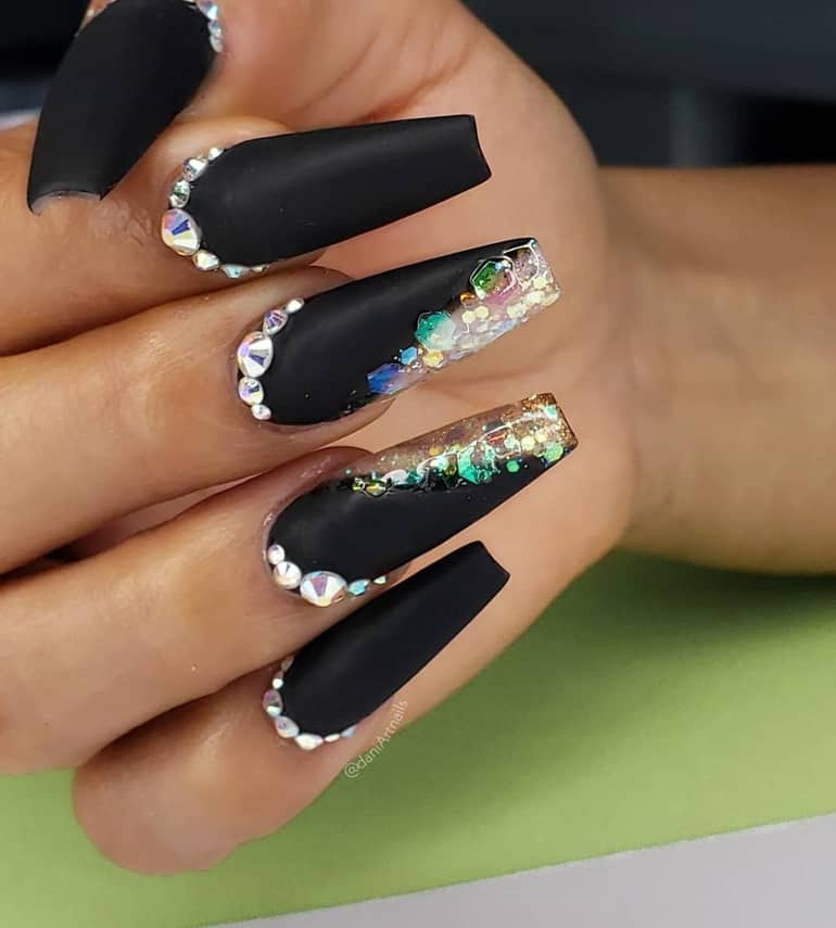 Nail Colors Winter 2020
 Top 11 Extravagant and Creative Nail Polish 2020 Ideas 65