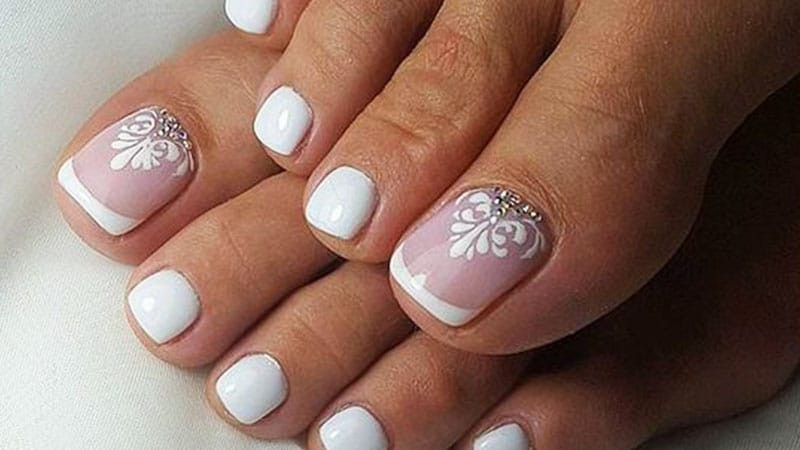 Nail Design For Wedding
 20 Gorgeous Wedding Nail Designs for Brides The Trend