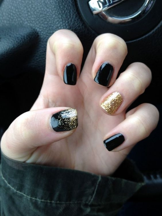 Nail Designs For New Years Eve
 20 Nail Designs for New Years Eve Pretty Designs
