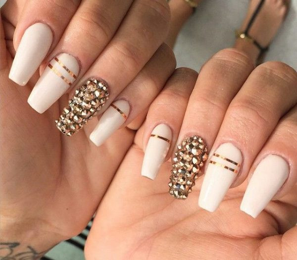 Nail Designs White And Gold
 100 White Nail Art Ideas That Are Actually Easy