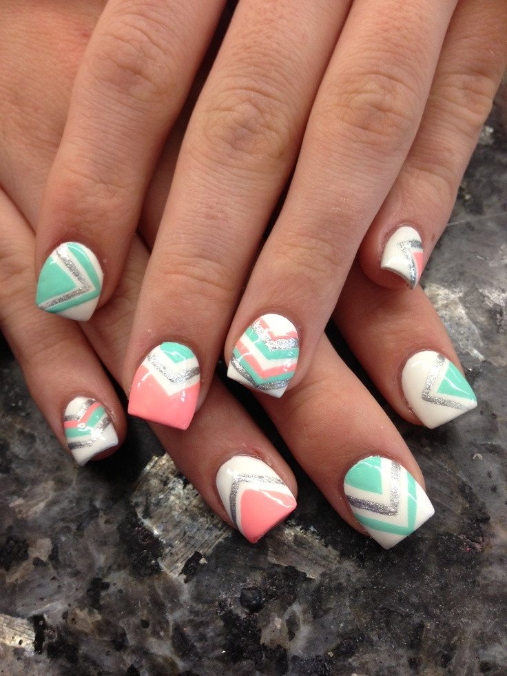 Nails That Are Pretty
 Nail Trend to Try Chevron Nails Pretty Designs