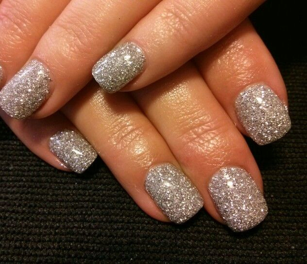 Nails With Silver Glitter
 Silver glitter gel nails in 2019