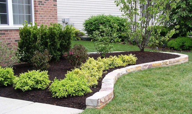 Natural Stone Landscape Edging
 Curved Natural Stone Edging