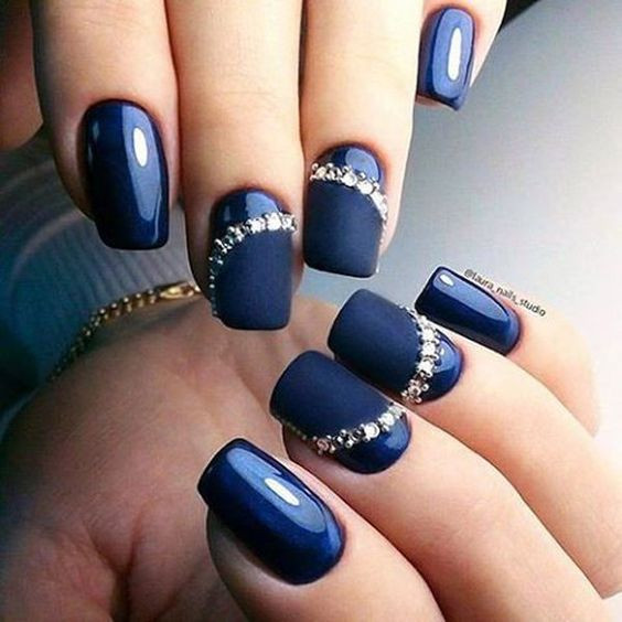 Navy Blue Nail Ideas
 30 Enchanting Navy Blue Nail Designs