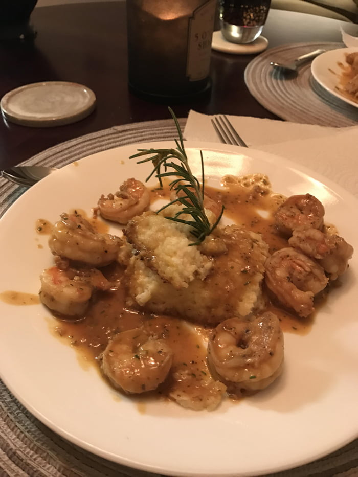 New Orleans Bbq Shrimp And Grits
 New Orleans BBQ Shrimp and Baked Gouda Grits 9GAG
