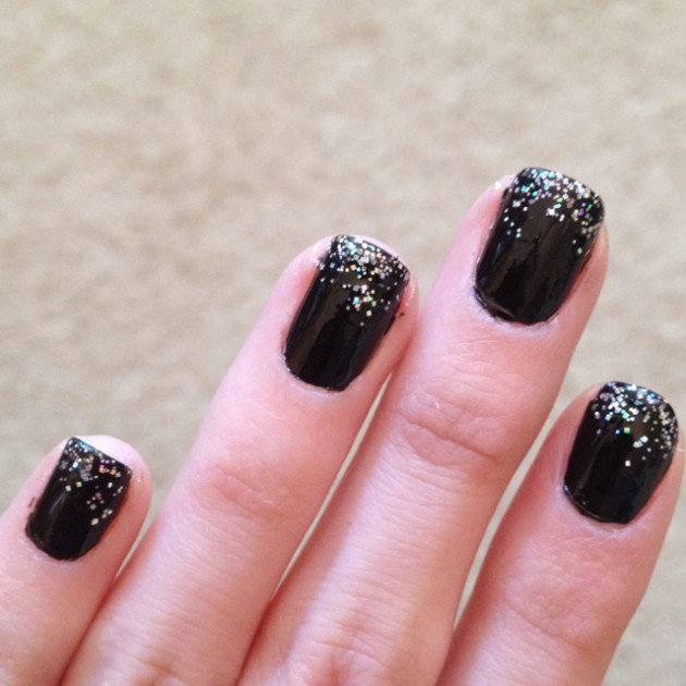 New Years Nail Ideas
 20 New Year s Eve Nail Designs fashionsy