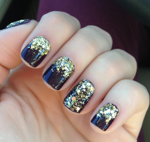 New Years Nail Ideas
 20 New Year s Eve Nail Designs fashionsy