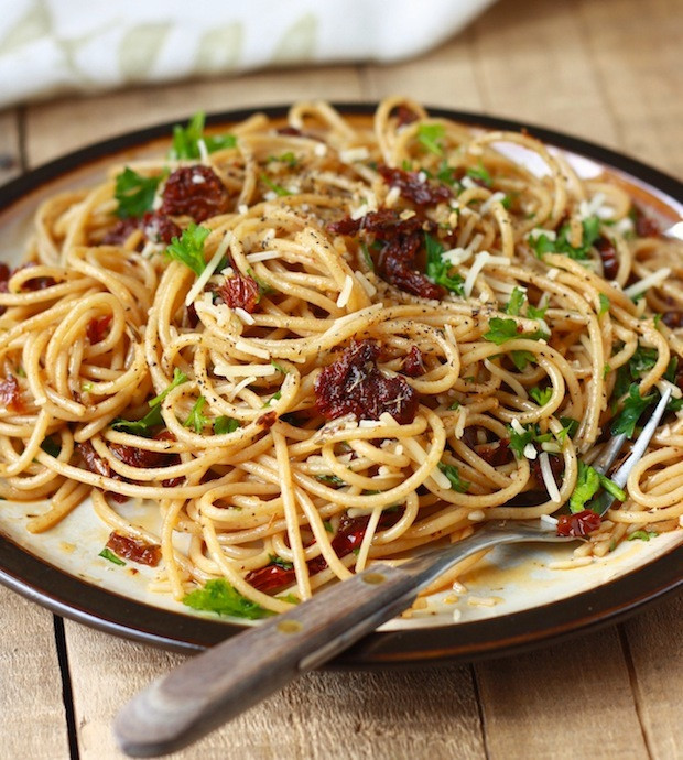 Olive Oil Pasta Sauces Recipes
 Sun Dried Tomato Pasta with Garlic Herb Olive Oil Sauce