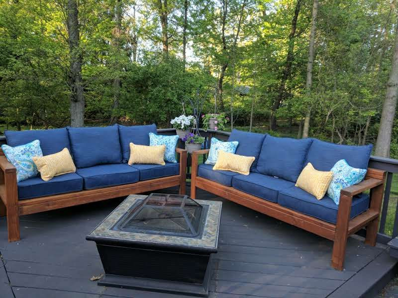 Outdoor Furniture Ideas DIY
 Ana White 2x4 Outdoor Couches DIY Projects